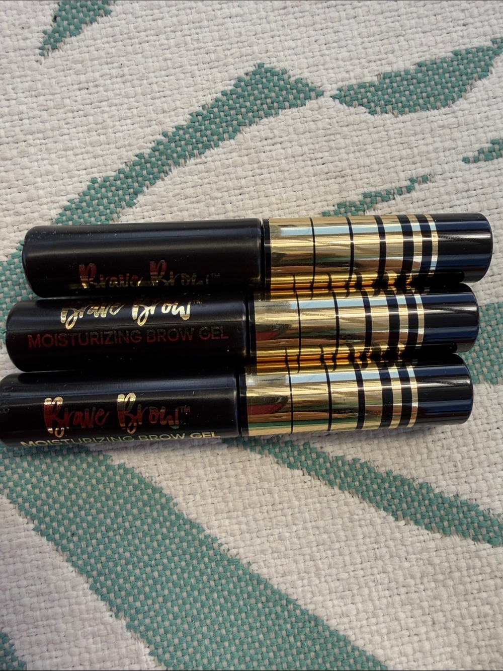 Brave Brow Moisturizing Brow Gel - clear